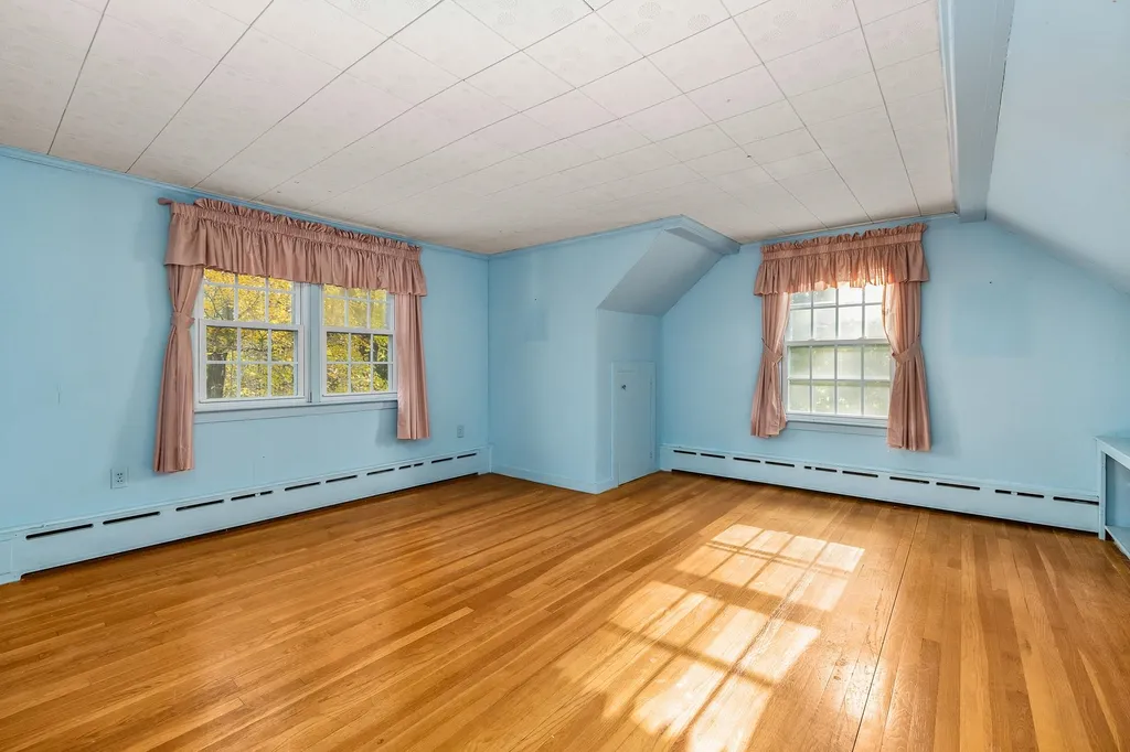 1710 Islington Street Portsmouth NH 03801
