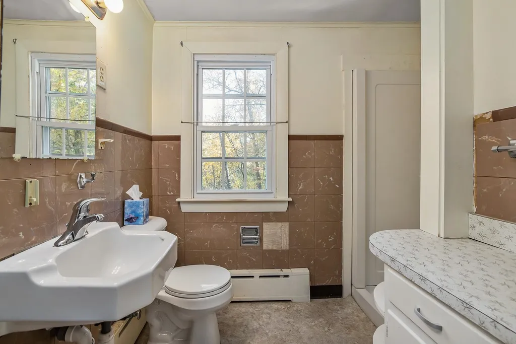1710 Islington Street Portsmouth NH 03801