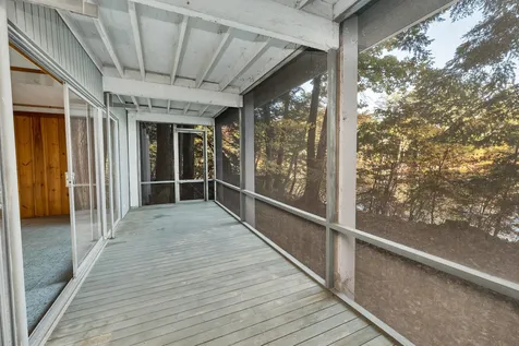 10 Pike Island Road Meredith NH 03253