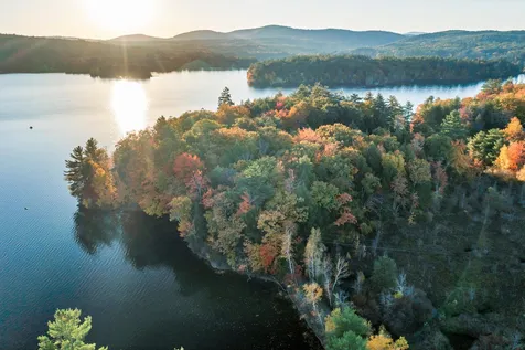 10 Pike Island Road Meredith NH 03253