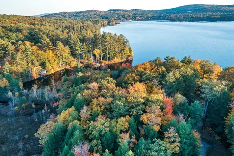 10 Pike Island Road Meredith NH 03253