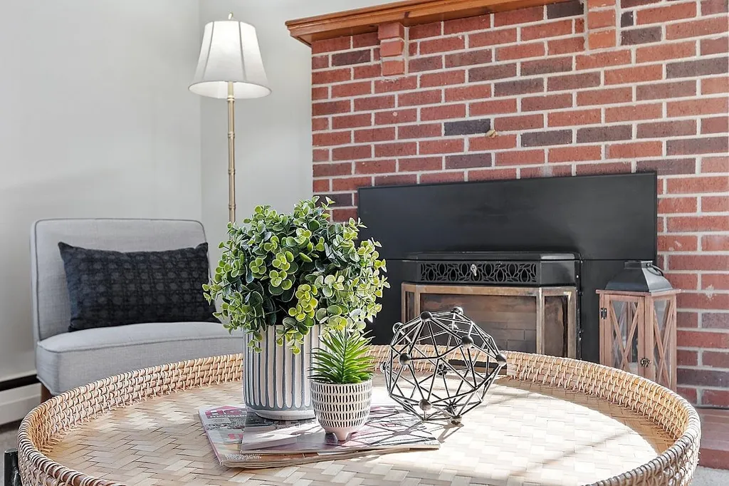 7 Winding Brook Lane Merrimack NH 03054