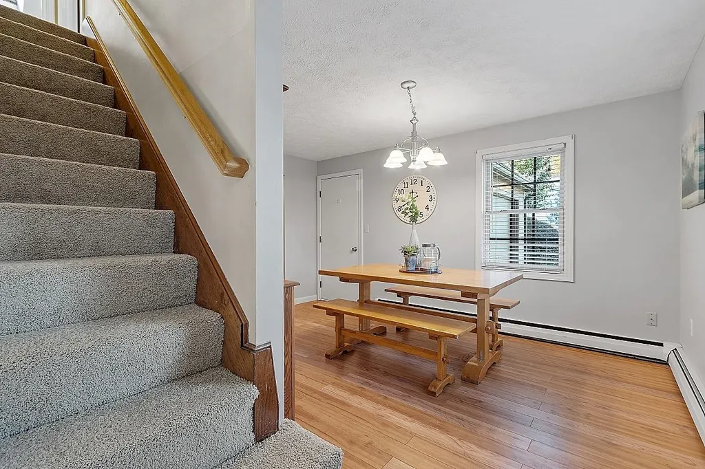 7 Winding Brook Lane Merrimack NH 03054