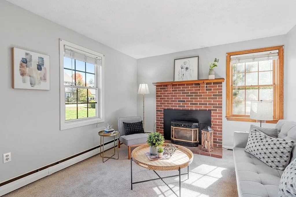 7 Winding Brook Lane Merrimack NH 03054