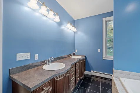252 Davis Road Wakefield NH 03872