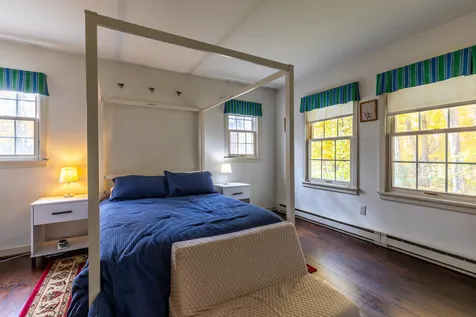 93 Peace Street Dorset VT 05251