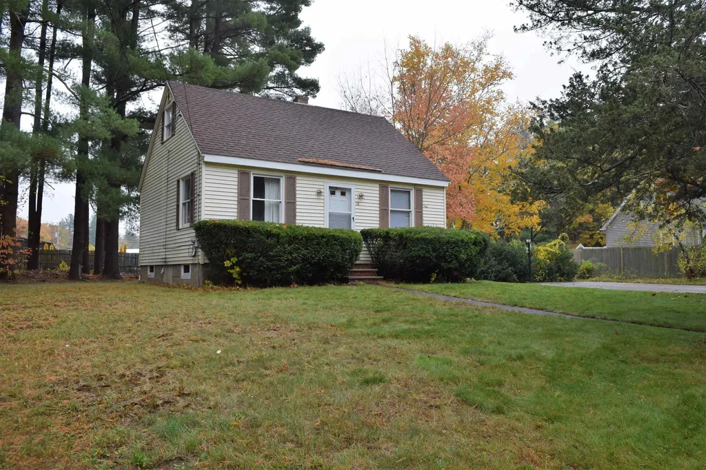 19 Walton Road Plaistow NH 03865