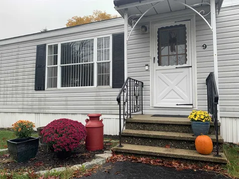 9 Dockside Lane Rochester NH 03867