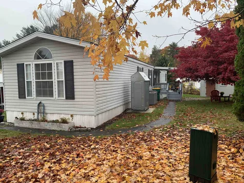 9 Dockside Lane Rochester NH 03867
