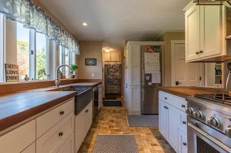 418 Lane Road Dorset VT 05251