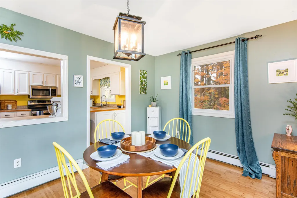 15 Shadow Lane Hinesburg VT 05461