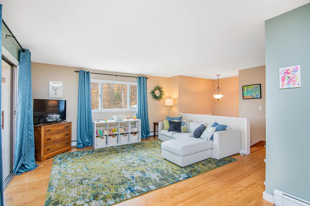 15 Shadow Lane Hinesburg VT 05461