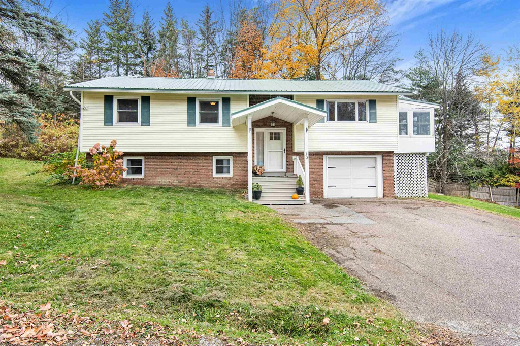 15 Shadow Lane Hinesburg VT 05461