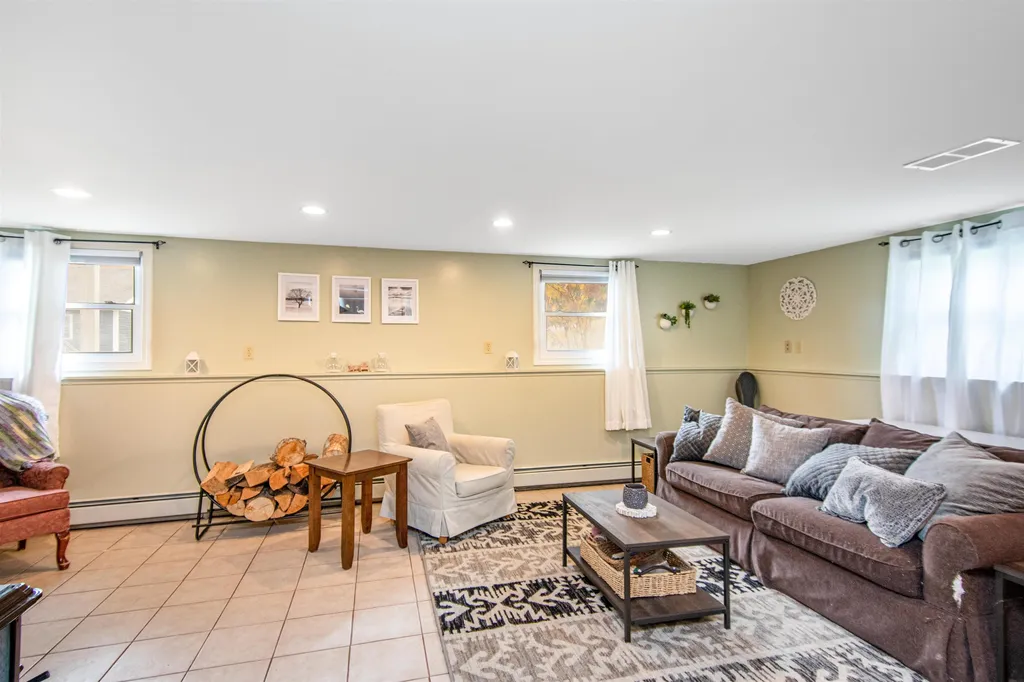 15 Shadow Lane Hinesburg VT 05461