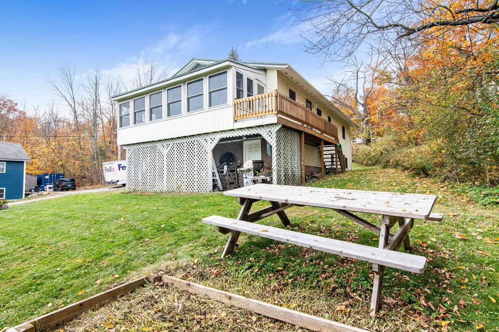15 Shadow Lane Hinesburg VT 05461