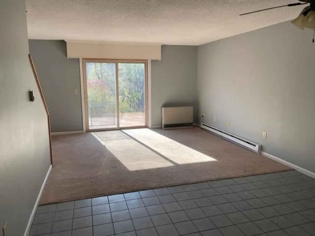 17 Brickyard Road Essex VT 05452