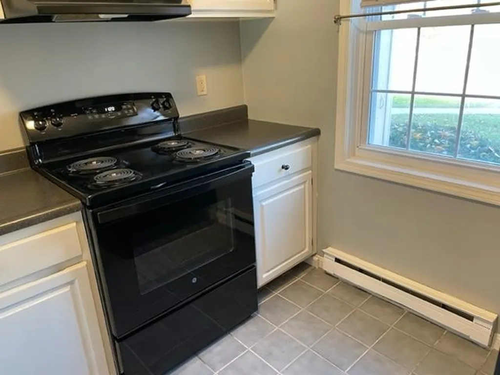 17 Brickyard Road Essex VT 05452