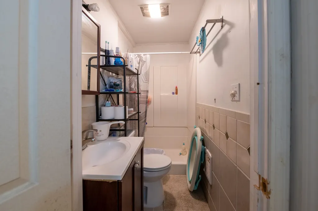 95 Lake Shore Road Salem NH 03079