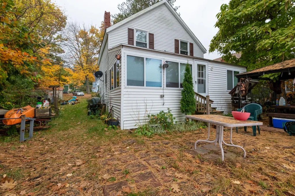 95 Lake Shore Road Salem NH 03079