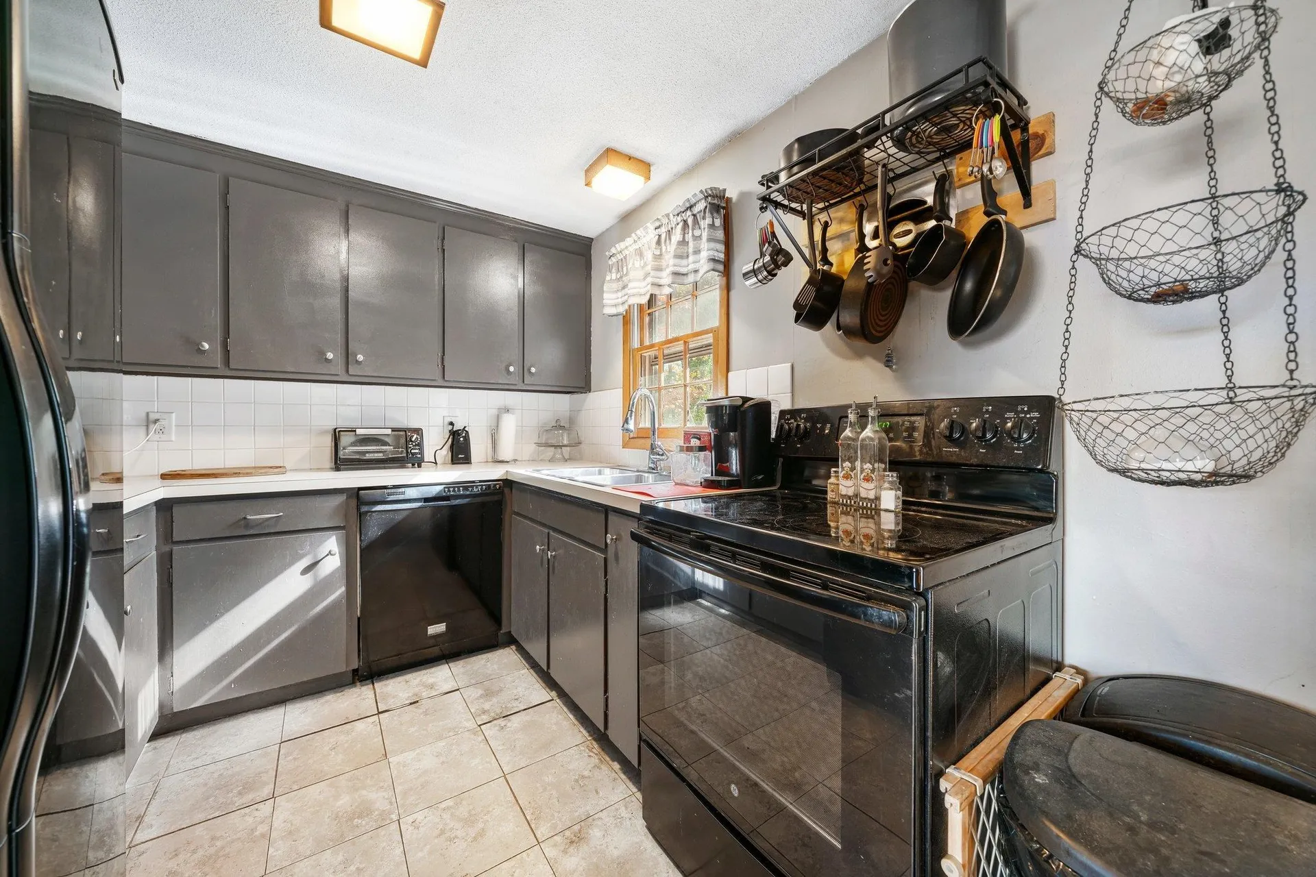 19 Langseth Avenue Claremont NH 03743