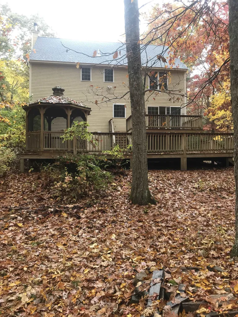 157 Chase Road South Hampton NH 03827