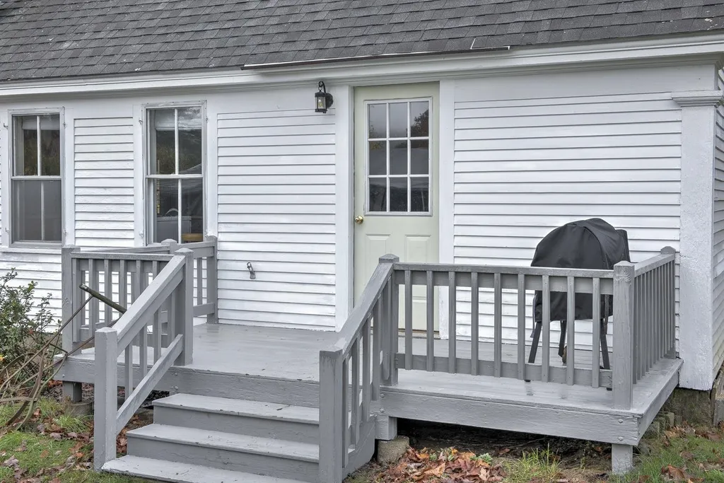 15 Flat Roof Mill Road Swanzey NH 03446