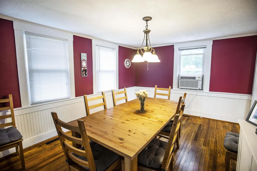 17 White Plains Road Webster NH 03303