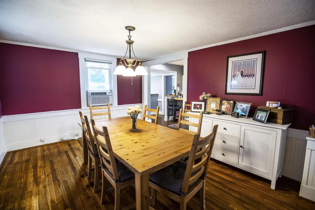 17 White Plains Road Webster NH 03303