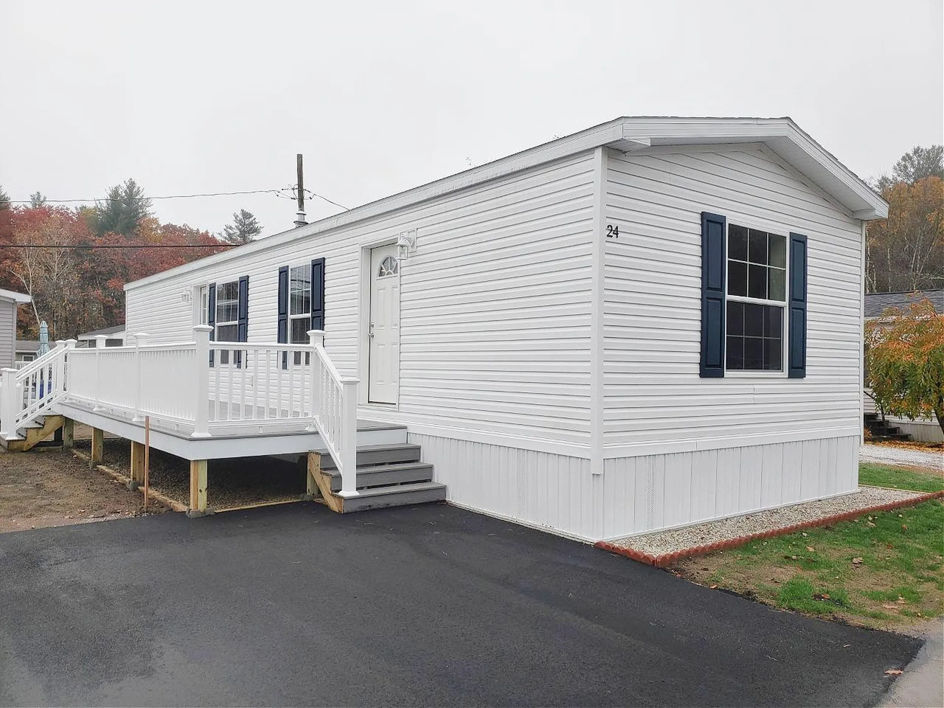 24 Grenier Boulevard Londonderry NH 03053