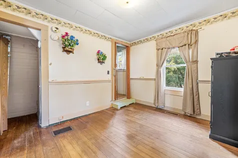 98 Carroll Street Keene NH 03431