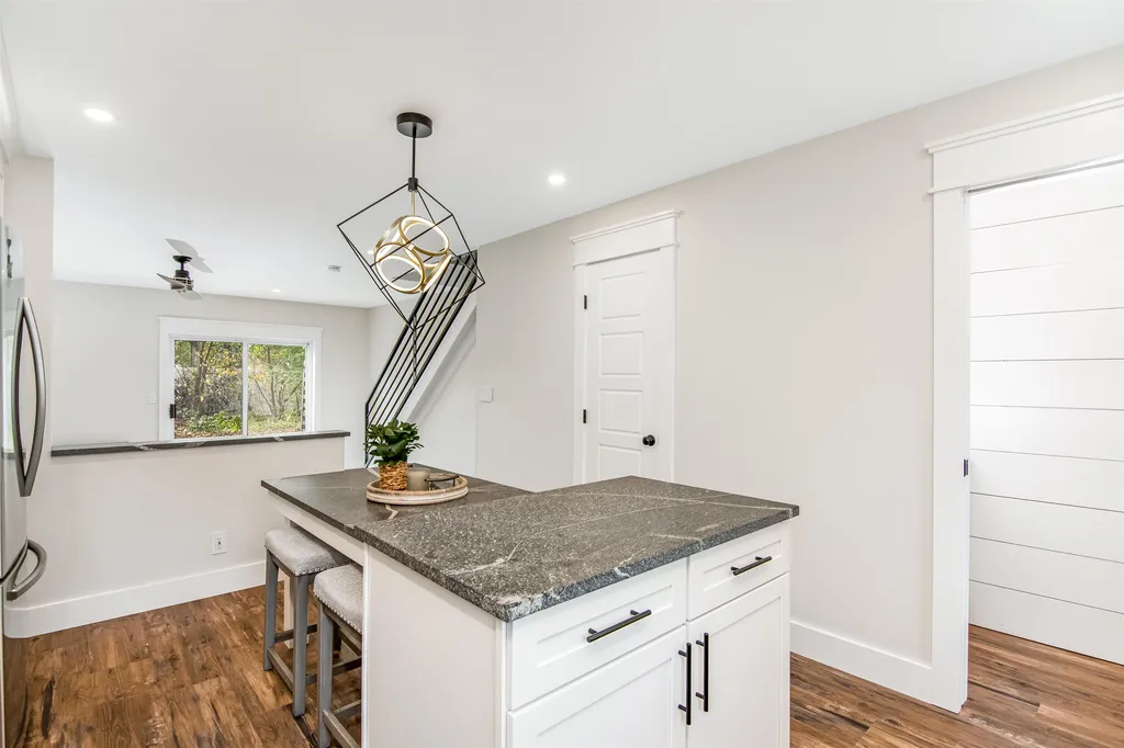 51 Red Pines Lane Colchester VT 05446