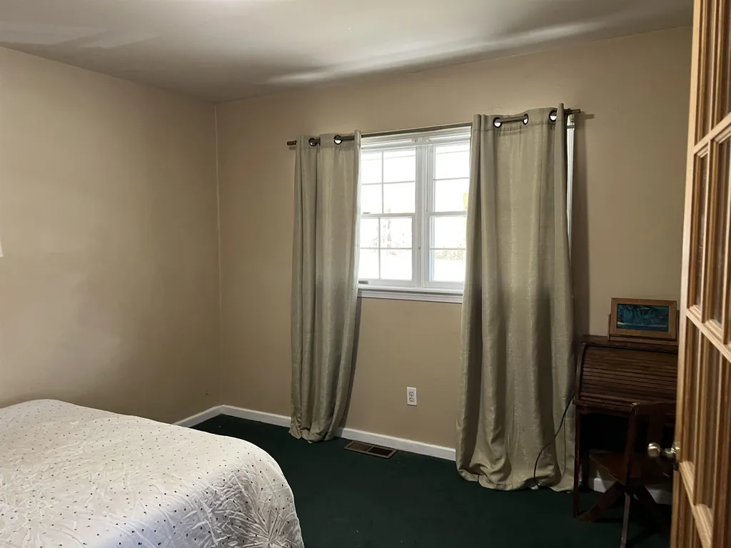 70 Kriskarli Drive Hartford VT 05088