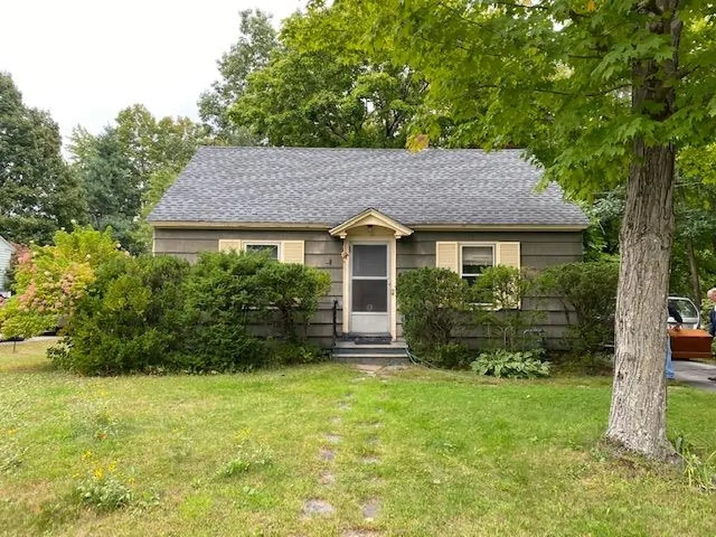 55 Dunklee Street Concord NH 03301
