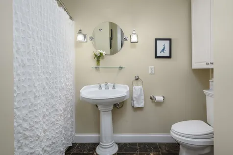 86 Islington Street Portsmouth NH 03801