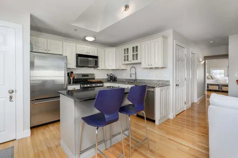 86 Islington Street Portsmouth NH 03801