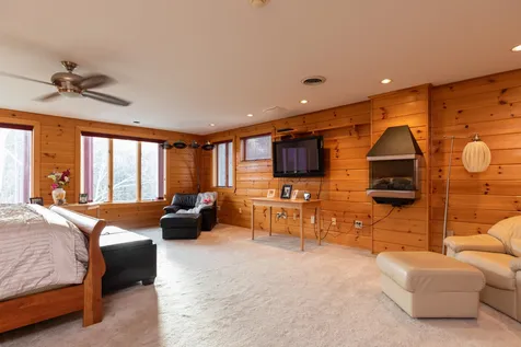 6 Drake Drive Greenland NH 03840