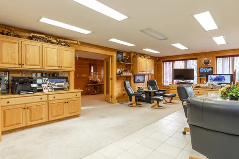 6 Drake Drive Greenland NH 03840