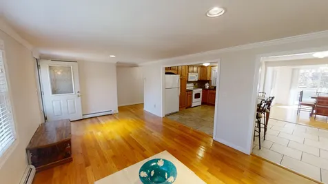 21 Griffin Road Londonderry NH 03053