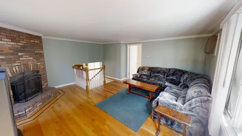 21 Griffin Road Londonderry NH 03053
