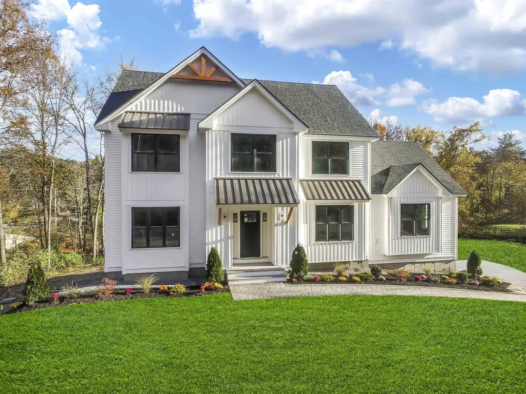 4 Powder Mill Road Exeter NH 03833