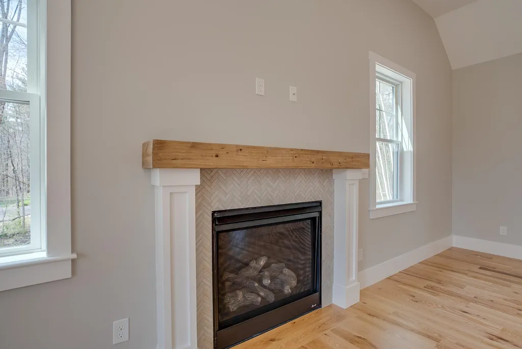 4 Powder Mill Road Exeter NH 03833
