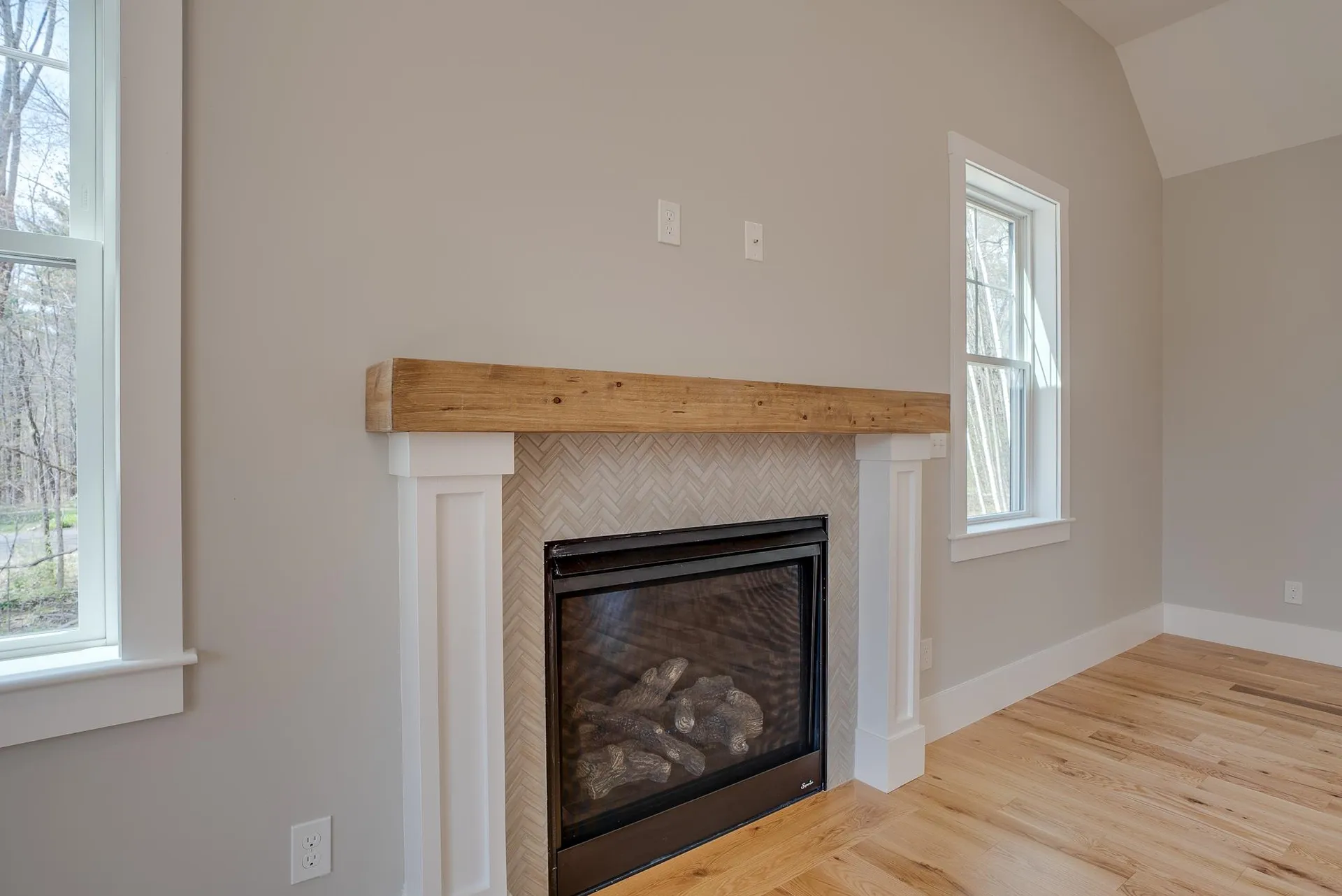 4 Powder Mill Road Exeter NH 03833