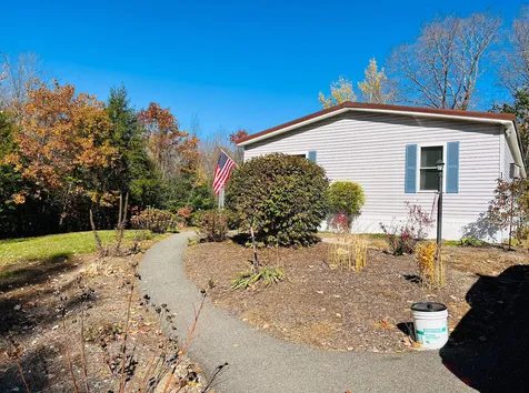 185 Pine Ridge Road Loudon NH 03307