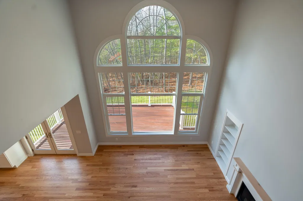 11 Nirvana Drive Salem NH 03079