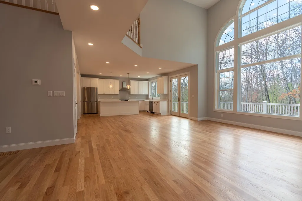 11 Nirvana Drive Salem NH 03079