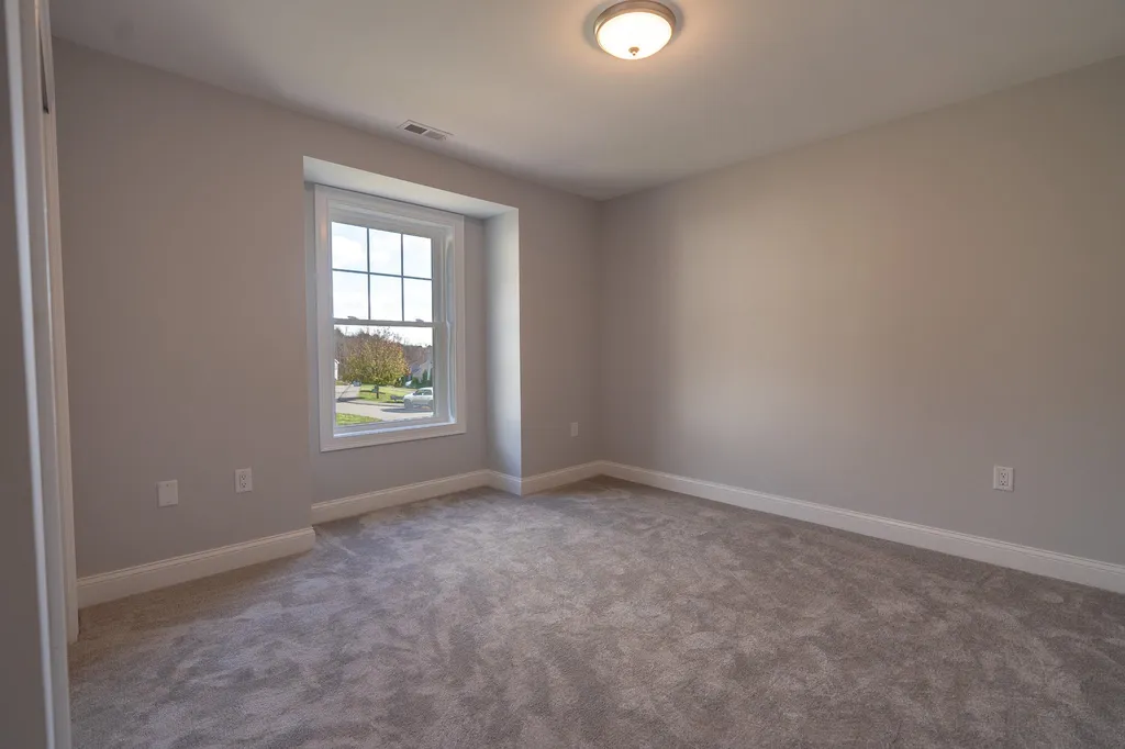 11 Nirvana Drive Salem NH 03079