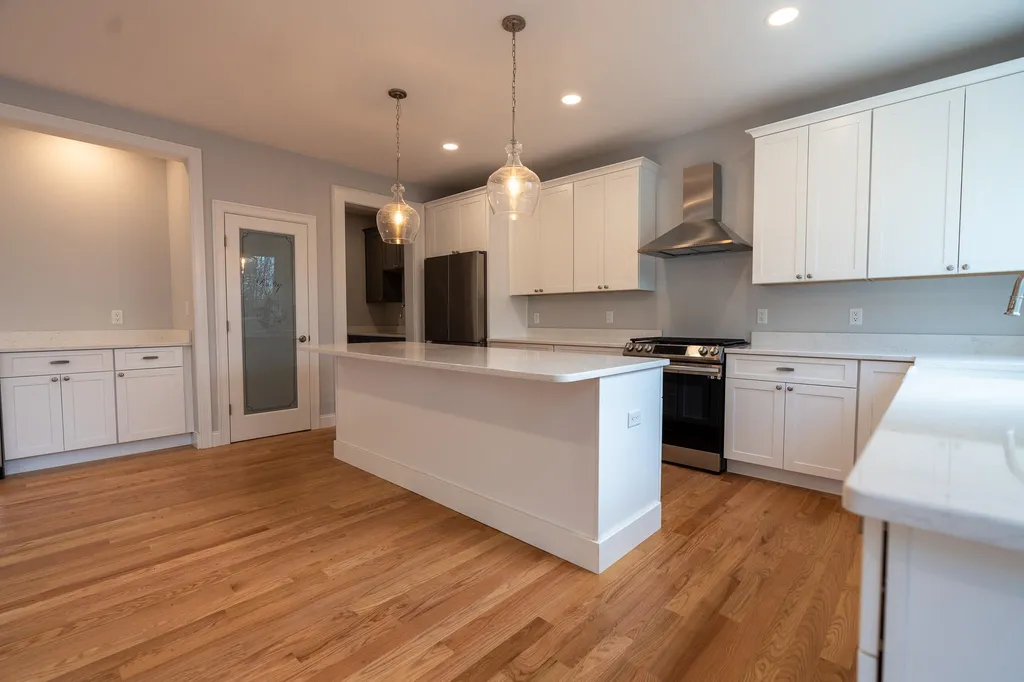 11 Nirvana Drive Salem NH 03079