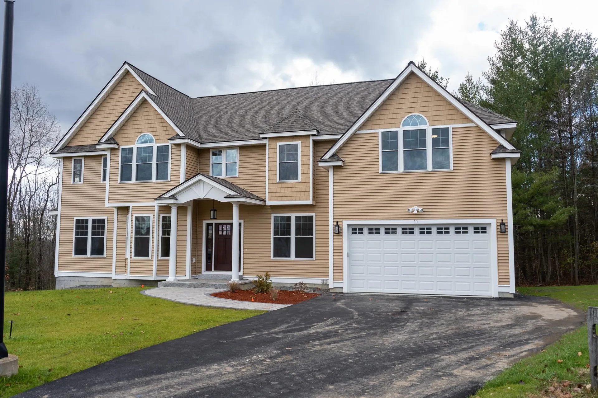 11 Nirvana Drive Salem NH 03079
