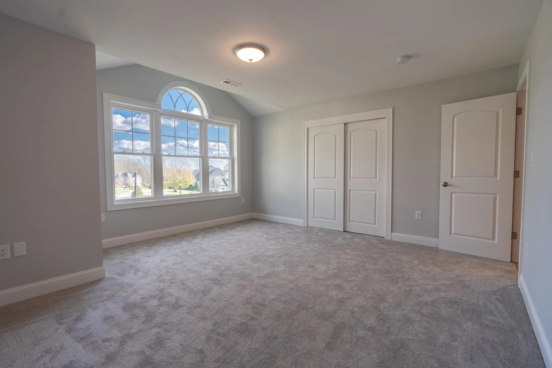 11 Nirvana Drive Salem NH 03079