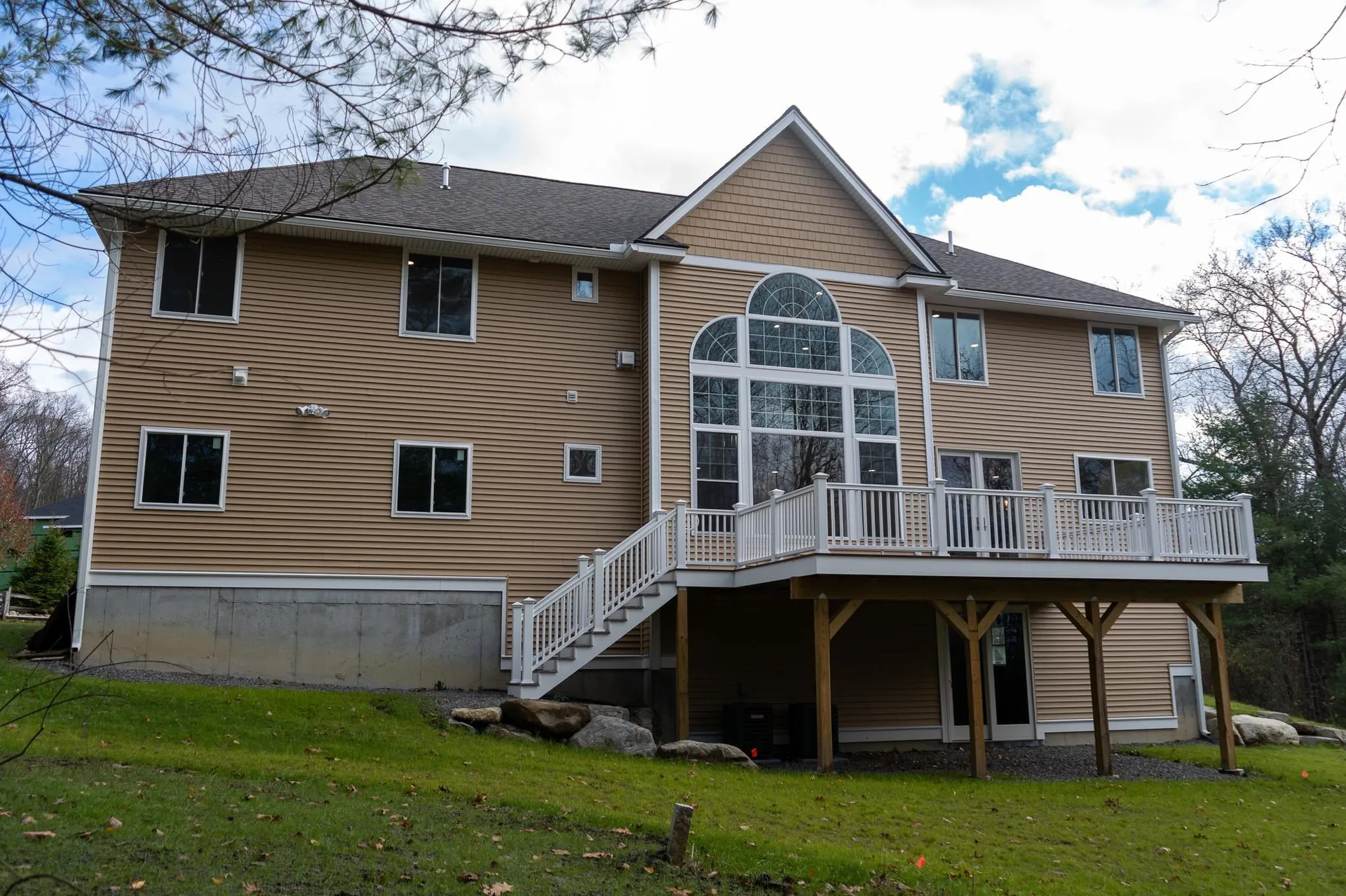 11 Nirvana Drive Salem NH 03079